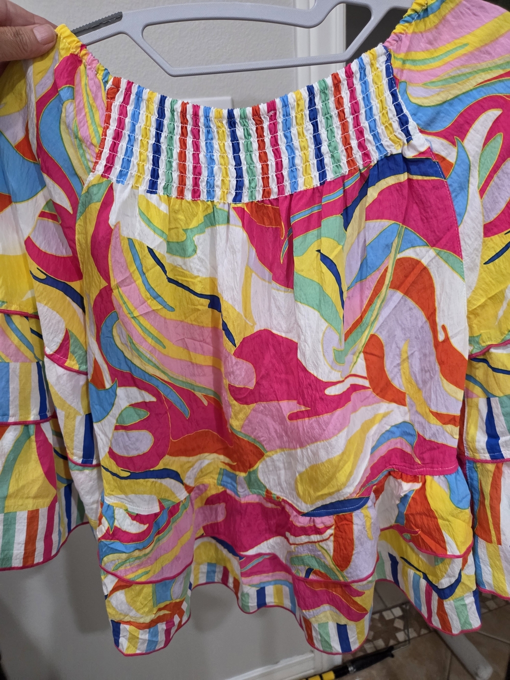 John Mark Multicolor Smocked Blouse Flowy Sleeves Petite Small - Picture 5 of 5